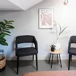 Luxe Suite, Near Station & Free Wifi Daire Oss