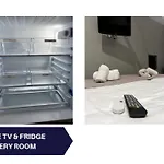 Luxe Suite, Near Station & Free Wifi *