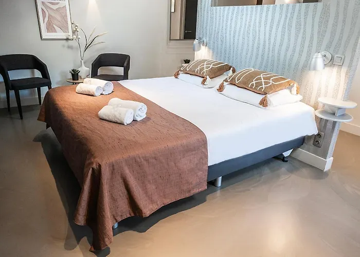 Διαμέρισμα Luxe Suite, Near Station & Free Wifi *