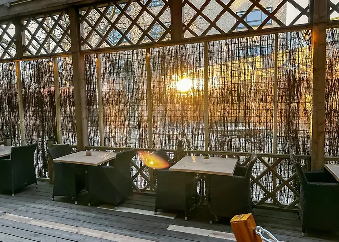 Luxe Suite, Near Station & Free Wifi Διαμέρισμα