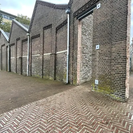 Luxury In Historic Mill Free Parking & Ac 아파트 *