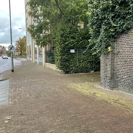 Luxe Suite, Near Station & Free Wifi Apartamento