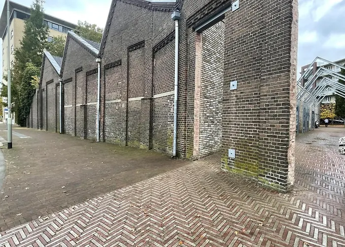 Luxe Suite, Near Station & Free Wifi Apartamento *