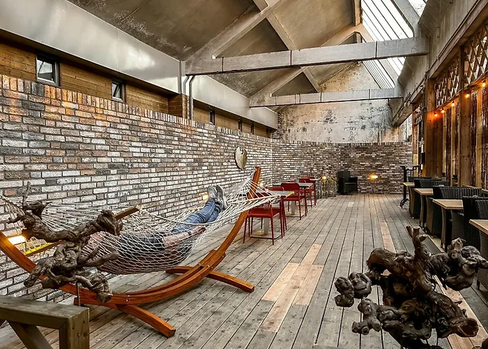 Luxe Suite, Near Station & Free Wifi * Oss